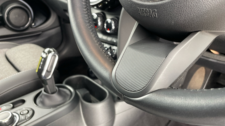 MINI Hatchback 135kW Cooper S Level 2 33kWh 3dr Auto Electric Hatchback